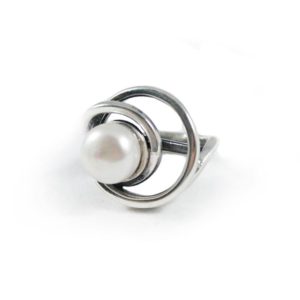 anillo con perla natural 2