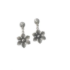 aretes flor