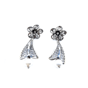 aretes flor con perla natural 2
