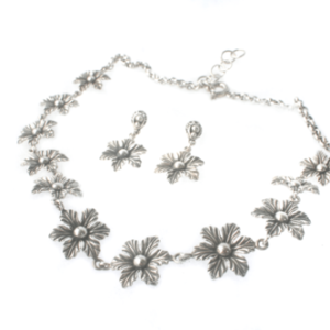 collar flores b