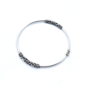 pulsera bangle con diseño 2